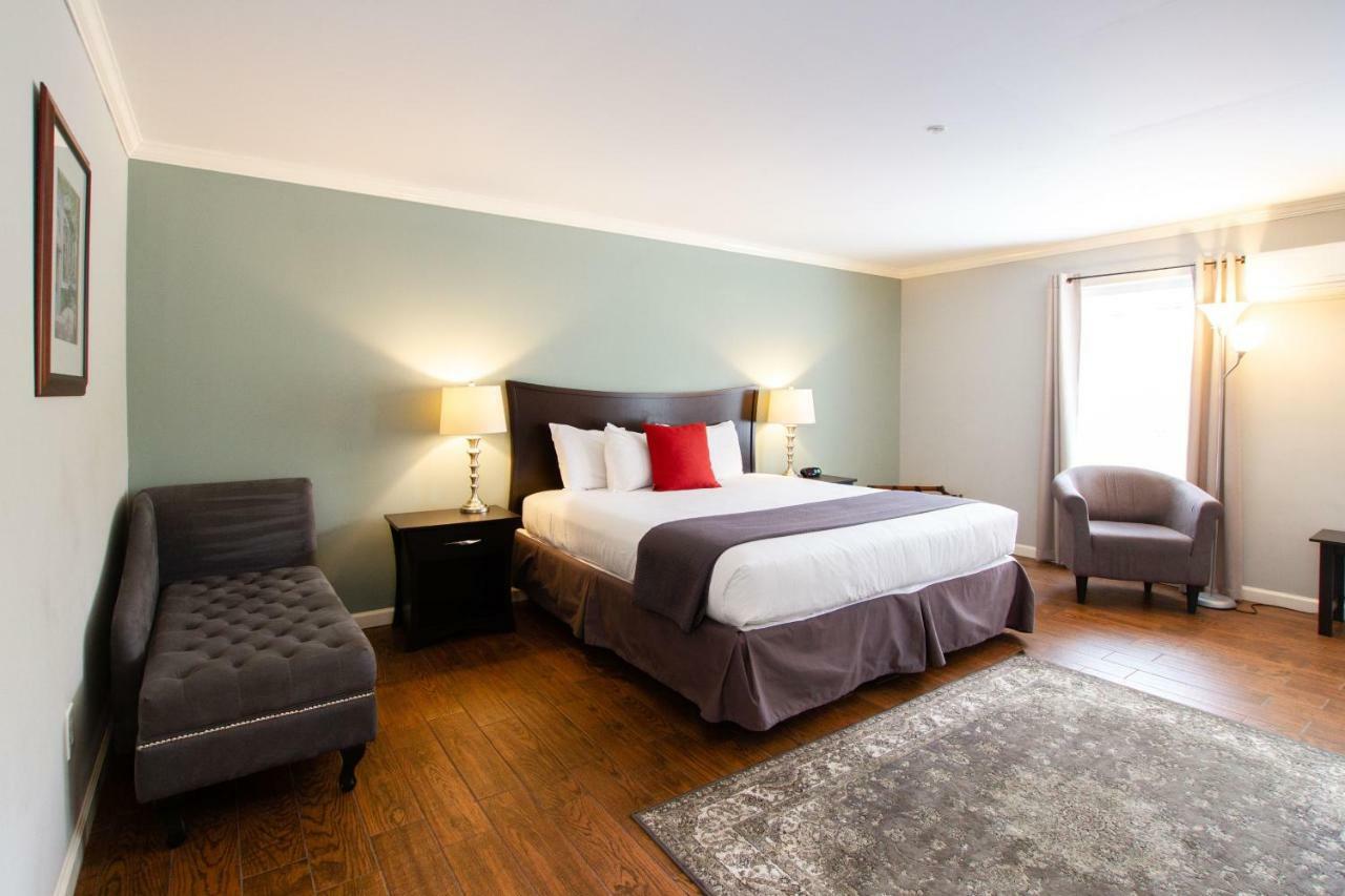 The Dahlonega Square Hotel & Villas 외부 사진