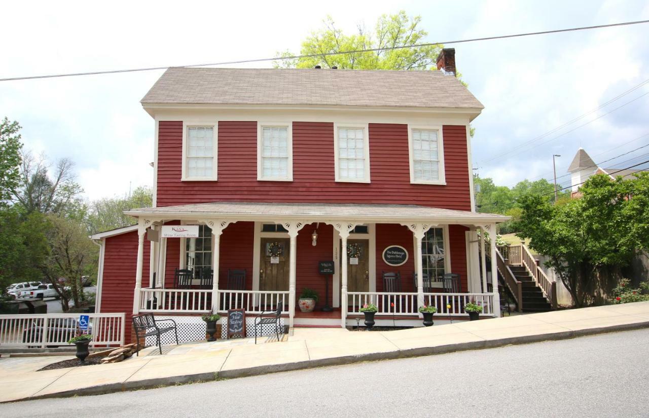 The Dahlonega Square Hotel & Villas 외부 사진
